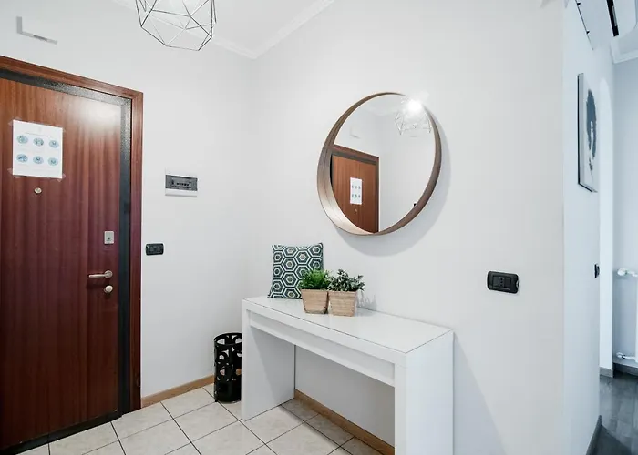 Domus - Bymyhomeincomo *