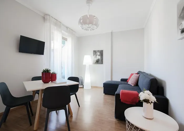 Domus - Bymyhomeincomo *