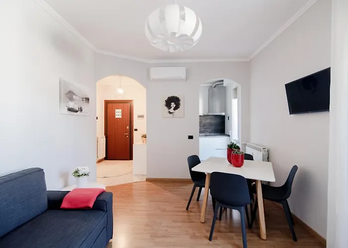 Domus - Bymyhomeincomo