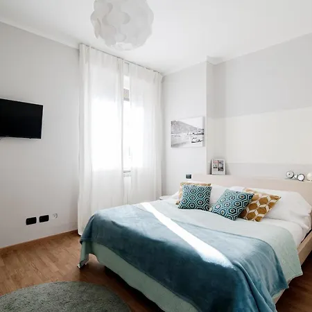 Apartament Domus - Bymyhomeincomo Como