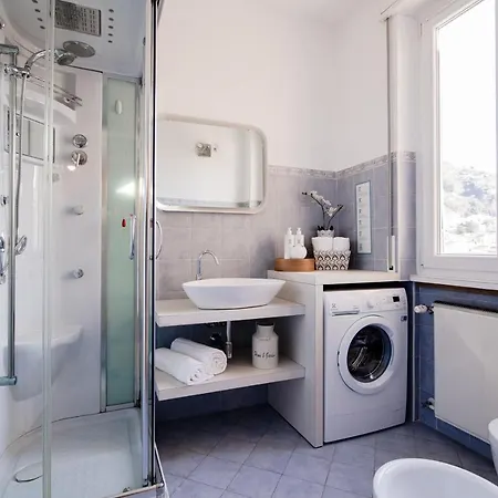 Domus - Bymyhomeincomo